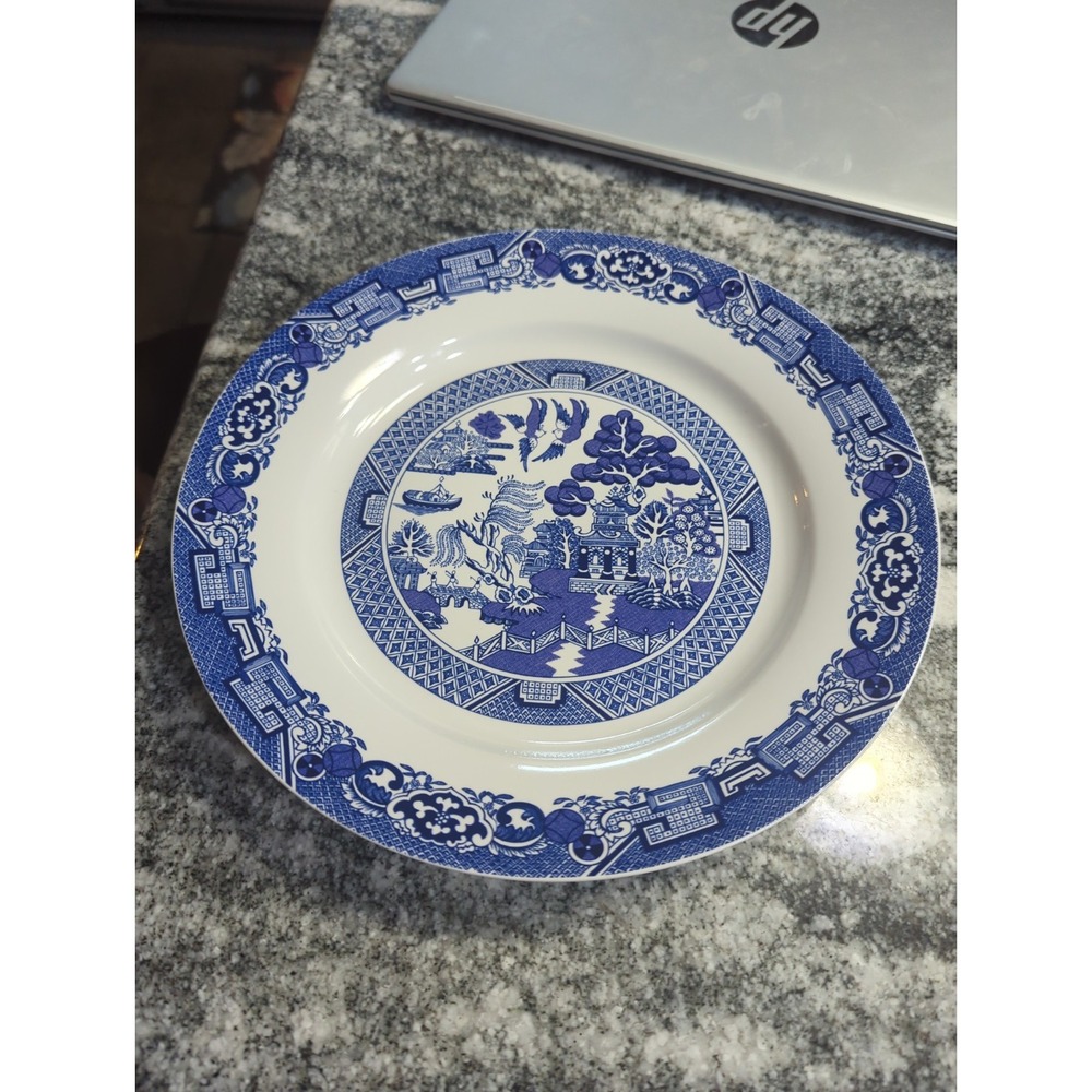 Vintage Royal Cuthbertson Blue Willow Dinner Plate 10-3/4" Diameter